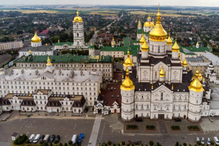 Колокольня Свято Успенской Почаевской Лавры