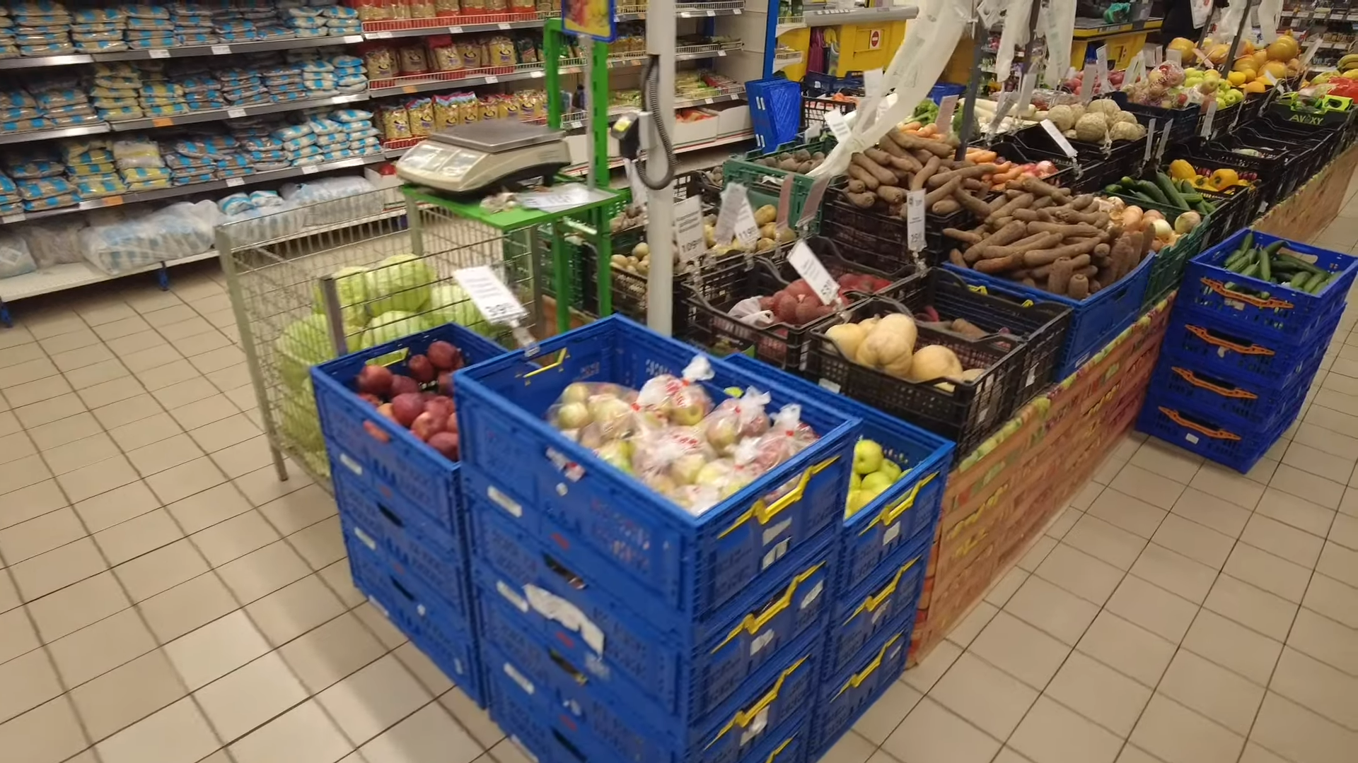 Дефіцит продуктів у Одеській області: який товар опинився під загрозою