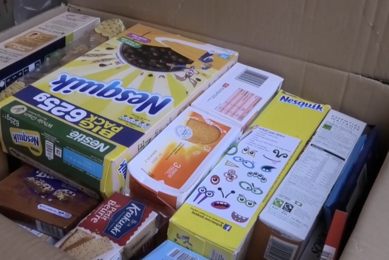 Гуманітарна допомога для пенсіонерів у Харківській області: що саме можна отримати, подробиці