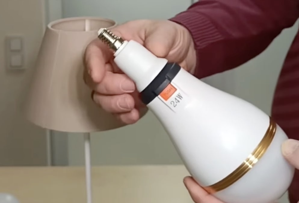 Графік відключення світла в Кіровоградській області на 14 листопада: кому саме доведеться побути кілька годин без електрики