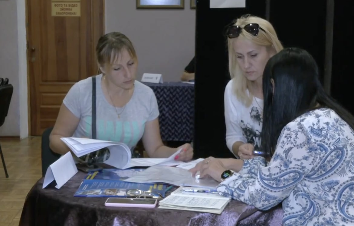 Гуманітарна допомога для пенсіонерів у Сумах: що потрібно знати про подання заявки