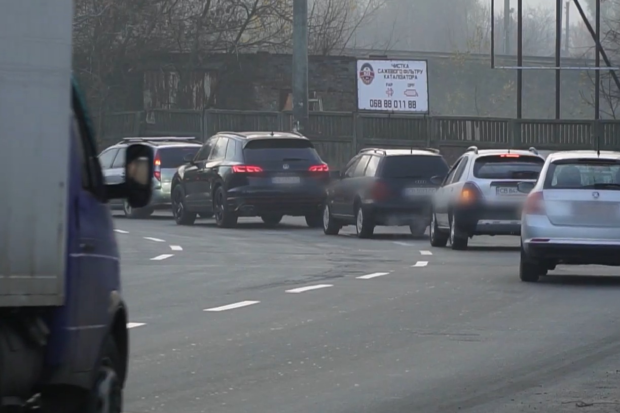 Обмеження руху транспорту в Хмельницькому: де на три дні перекрили проїзд