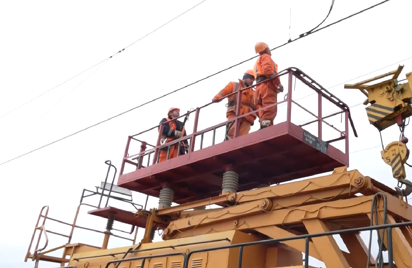 Графіки відключення світла в Сумській області на 5 грудня: перелік адрес, де не буде електрики 9 годин поспіль